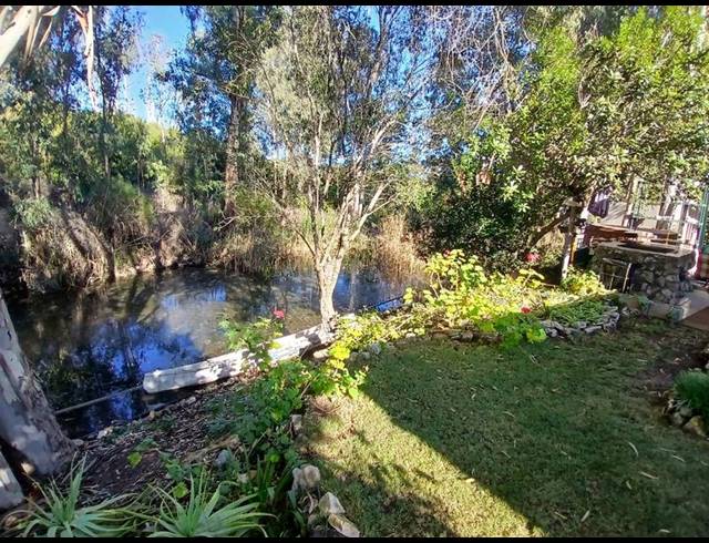 2 BEDROOM HOUSE FOR SALE IN STILBAAI EAST